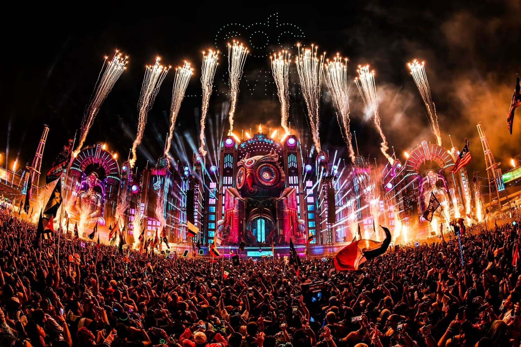 Kinetic Field - Fireworks · Electric Sky